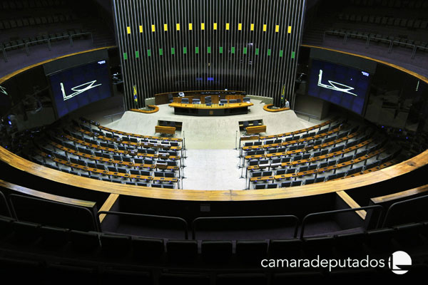 Plenário aprova criação do Código de Defesa do Contribuinte 
